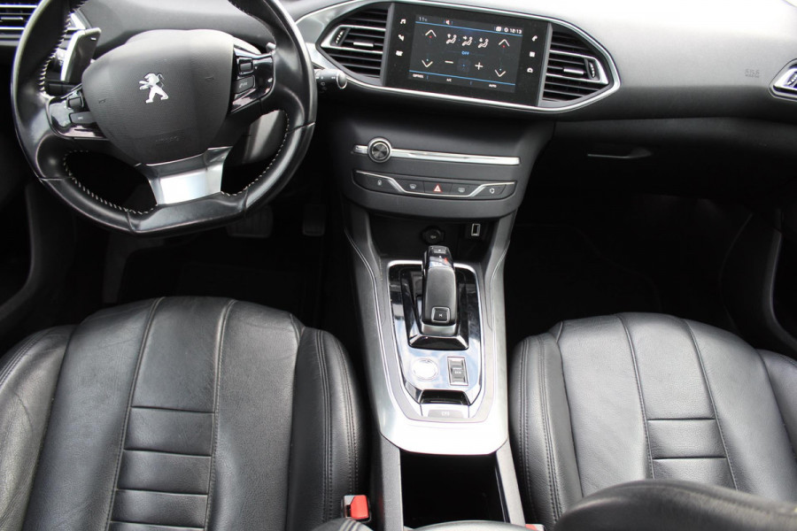 Peugeot 308 SW 1.2 PureTech Blue Lease Premium AUTOMAAT LEDER NAP /MEDIA/PANO CAMERA - PARKEERSENSOREN Peugeot 308 SW 1.2 PureTech Blue Lease Premium AUTOMAAT LEDER NAP /MEDIA/PANO CAMERA - PARKEERSENSOREN