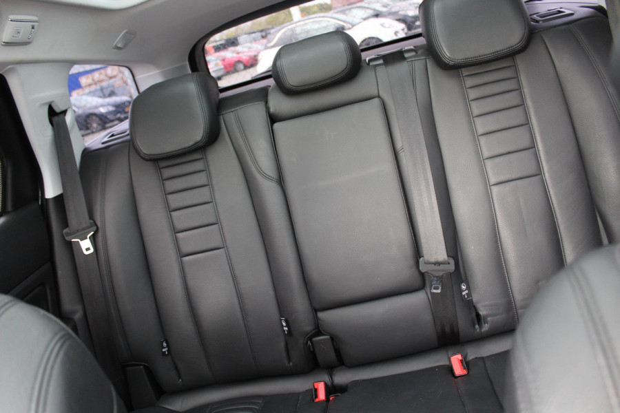 Peugeot 308 SW 1.2 PureTech Blue Lease Premium AUTOMAAT LEDER NAP /MEDIA/PANO CAMERA - PARKEERSENSOREN Peugeot 308 SW 1.2 PureTech Blue Lease Premium AUTOMAAT LEDER NAP /MEDIA/PANO CAMERA - PARKEERSENSOREN