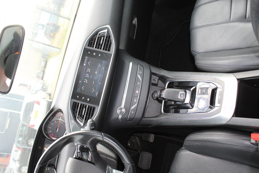 Peugeot 308 SW 1.2 PureTech Blue Lease Premium AUTOMAAT LEDER NAP /MEDIA/PANO CAMERA - PARKEERSENSOREN Peugeot 308 SW 1.2 PureTech Blue Lease Premium AUTOMAAT LEDER NAP /MEDIA/PANO CAMERA - PARKEERSENSOREN