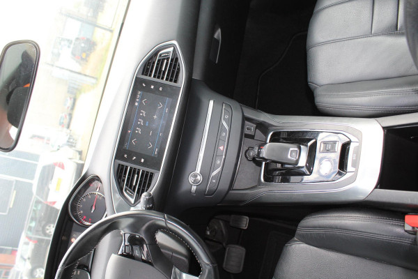 Peugeot 308 SW 1.2 PureTech Blue Lease Premium AUTOMAAT LEDER NAP /MEDIA/PANO CAMERA - PARKEERSENSOREN Peugeot 308 SW 1.2 PureTech Blue Lease Premium AUTOMAAT LEDER NAP /MEDIA/PANO CAMERA - PARKEERSENSOREN