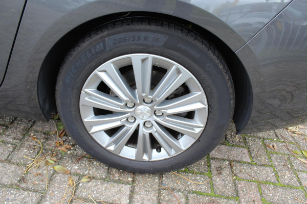 Peugeot 308 SW 1.2 PureTech Blue Lease Premium AUTOMAAT LEDER NAP /MEDIA/PANO CAMERA - PARKEERSENSOREN Peugeot 308 SW 1.2 PureTech Blue Lease Premium AUTOMAAT LEDER NAP /MEDIA/PANO CAMERA - PARKEERSENSOREN