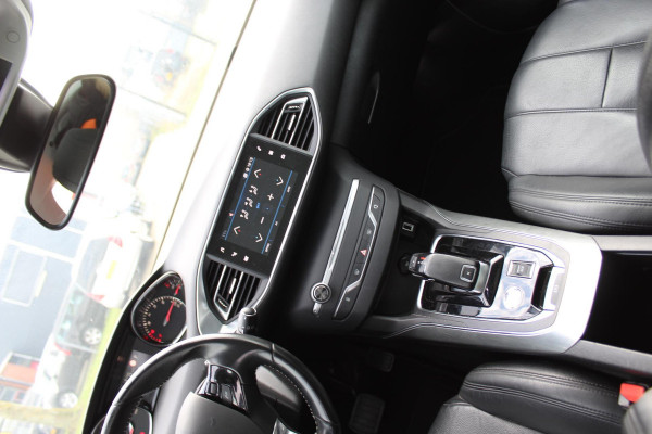Peugeot 308 SW 1.2 PureTech Blue Lease Premium AUTOMAAT LEDER NAP /MEDIA/PANO CAMERA - PARKEERSENSOREN Peugeot 308 SW 1.2 PureTech Blue Lease Premium AUTOMAAT LEDER NAP /MEDIA/PANO CAMERA - PARKEERSENSOREN