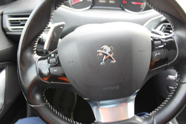 Peugeot 308 SW 1.2 PureTech Blue Lease Premium AUTOMAAT LEDER NAP /MEDIA/PANO CAMERA - PARKEERSENSOREN Peugeot 308 SW 1.2 PureTech Blue Lease Premium AUTOMAAT LEDER NAP /MEDIA/PANO CAMERA - PARKEERSENSOREN