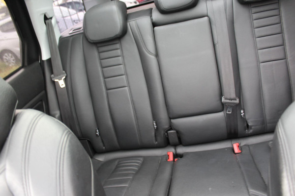 Peugeot 308 SW 1.2 PureTech Blue Lease Premium AUTOMAAT LEDER NAP /MEDIA/PANO CAMERA - PARKEERSENSOREN Peugeot 308 SW 1.2 PureTech Blue Lease Premium AUTOMAAT LEDER NAP /MEDIA/PANO CAMERA - PARKEERSENSOREN