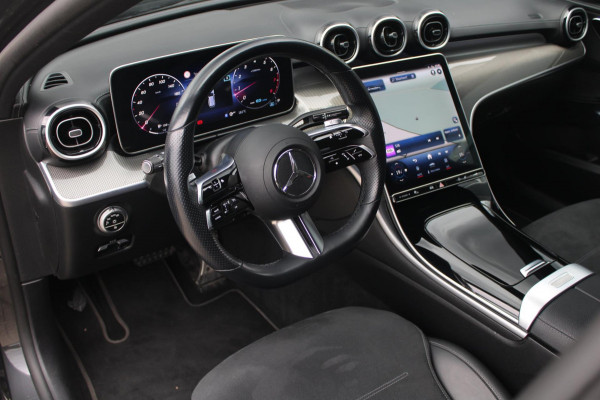Mercedes-Benz C-Klasse Estate 200 AMG Line Night | Sfeer | Camera | Fender | Elek. Trekhaak Mercedes-Benz C-Klasse Estate 200 AMG Line Night | Sfeer | Camera | Fender | Elek. Trekhaak