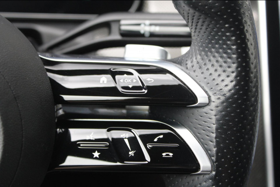 Mercedes-Benz C-Klasse Estate 200 AMG Line Night | Sfeer | Camera | Fender | Elek. Trekhaak Mercedes-Benz C-Klasse Estate 200 AMG Line Night | Sfeer | Camera | Fender | Elek. Trekhaak