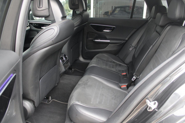 Mercedes-Benz C-Klasse Estate 200 AMG Line Night | Sfeer | Camera | Fender | Elek. Trekhaak Mercedes-Benz C-Klasse Estate 200 AMG Line Night | Sfeer | Camera | Fender | Elek. Trekhaak