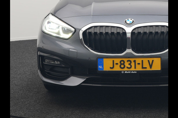 BMW 1-serie 118i Sportline 141pk Dealer O.H | Apple Carplay | Cruise Control | Virtual | Navigatie | LED Koplampen | Sfeerverlichting | DAB | 17"L.M | BMW 1-serie 118i Sportline 141pk Dealer O.H | Apple Carplay | Cruise Control | Virtual | Navigatie | LED Koplampen | Sfeerverlichting | DAB | 17"L.M |