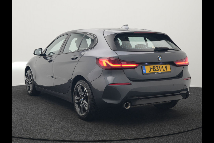 BMW 1-serie 118i Sportline 141pk Dealer O.H | Apple Carplay | Cruise Control | Virtual | Navigatie | LED Koplampen | Sfeerverlichting | DAB | 17"L.M | BMW 1-serie 118i Sportline 141pk Dealer O.H | Apple Carplay | Cruise Control | Virtual | Navigatie | LED Koplampen | Sfeerverlichting | DAB | 17"L.M |