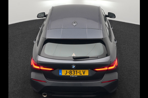 BMW 1-serie 118i Sportline 141pk Dealer O.H | Apple Carplay | Cruise Control | Virtual | Navigatie | LED Koplampen | Sfeerverlichting | DAB | 17"L.M | BMW 1-serie 118i Sportline 141pk Dealer O.H | Apple Carplay | Cruise Control | Virtual | Navigatie | LED Koplampen | Sfeerverlichting | DAB | 17"L.M |