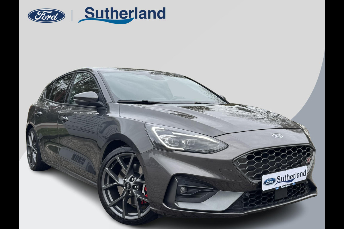 Ford Focus 2.3 EcoBoost ST-3 280pk | Winter Pack | Adaptive LED | Bang&Olufsen | Achteruitrijcamera | Launch control | Adaptive cruise control | Complete historie Ford Focus 2.3 EcoBoost ST-3 280pk | Winter Pack | Adaptive LED | Bang&Olufsen | Achteruitrijcamera | Launch control | Adaptive cruise control | Complete historie