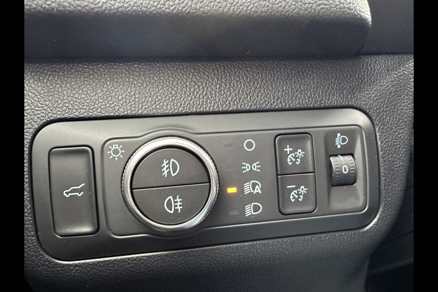 Ford Kuga 1.5 EcoB. ST-Line X WINTERPACK! B&O! Ford Kuga 1.5 EcoB. ST-Line X WINTERPACK! B&O!