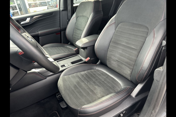 Ford Kuga 1.5 EcoB. ST-Line X WINTERPACK! B&O! Ford Kuga 1.5 EcoB. ST-Line X WINTERPACK! B&O!