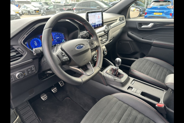 Ford Kuga 1.5 EcoB. ST-Line X WINTERPACK! B&O! Ford Kuga 1.5 EcoB. ST-Line X WINTERPACK! B&O!