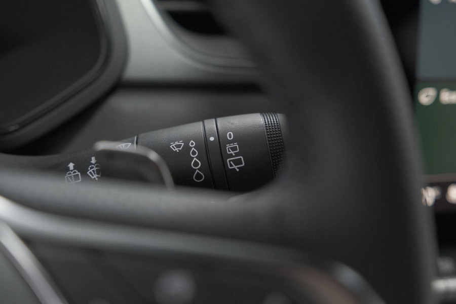 Renault Captur Mild Hybrid 160 EDC Techno | Pack Winter | Camera | Adaptieve Cruise Control | Apple Carplay Renault Captur Mild Hybrid 160 EDC Techno | Pack Winter | Camera | Adaptieve Cruise Control | Apple Carplay