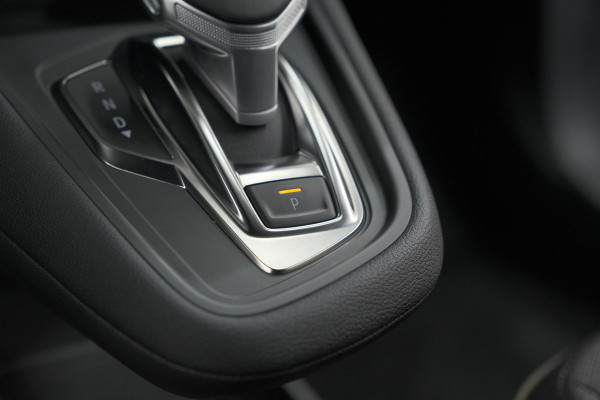 Renault Captur Mild Hybrid 160 EDC Techno | Pack Winter | Camera | Adaptieve Cruise Control | Apple Carplay Renault Captur Mild Hybrid 160 EDC Techno | Pack Winter | Camera | Adaptieve Cruise Control | Apple Carplay