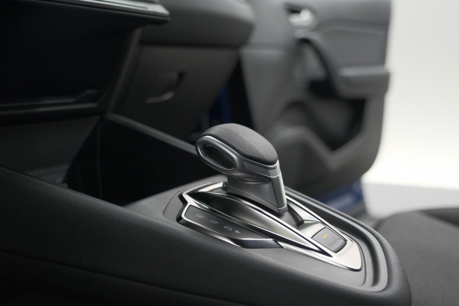 Renault Captur Mild Hybrid 160 EDC Techno | Pack Winter | Camera | Adaptieve Cruise Control | Apple Carplay Renault Captur Mild Hybrid 160 EDC Techno | Pack Winter | Camera | Adaptieve Cruise Control | Apple Carplay