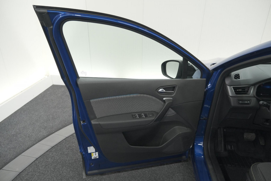 Renault Captur Mild Hybrid 160 EDC Techno | Pack Winter | Camera | Adaptieve Cruise Control | Apple Carplay Renault Captur Mild Hybrid 160 EDC Techno | Pack Winter | Camera | Adaptieve Cruise Control | Apple Carplay