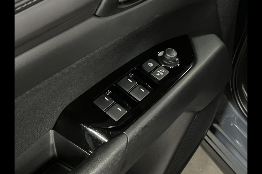 Mazda CX-5 2.5 SkyActiv-G 194 Comfort Cruise-/Climate control | Head-up | Stoel-/Stuurverwarming | Carplay | Navigatie | Mazda CX-5 2.5 SkyActiv-G 194 Comfort Cruise-/Climate control | Head-up | Stoel-/Stuurverwarming | Carplay | Navigatie |