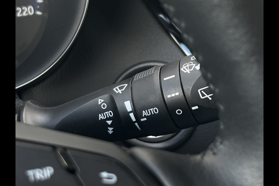 Toyota C-HR 2.0 Hybrid Bi-Tone | Navi | Carplay | Dodehoek | Park Assist | Camera Toyota C-HR 2.0 Hybrid Bi-Tone | Navi | Carplay | Dodehoek | Park Assist | Camera