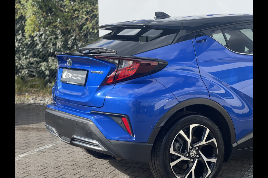 Toyota C-HR 2.0 Hybrid Bi-Tone | Navi | Carplay | Dodehoek | Park Assist | Camera Toyota C-HR 2.0 Hybrid Bi-Tone | Navi | Carplay | Dodehoek | Park Assist | Camera