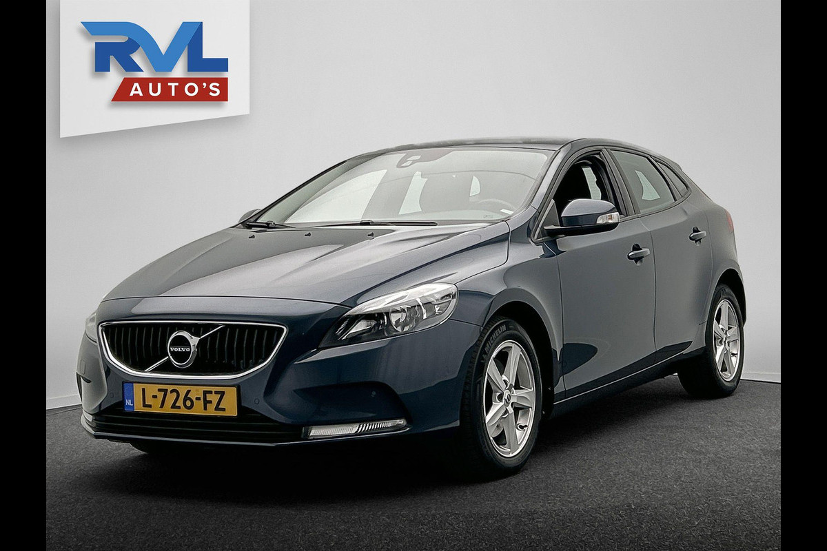Volvo V40 2.0 T2 Kinetic Climate/control Cruise/control Volvo V40 2.0 T2 Kinetic Climate/control Cruise/control
