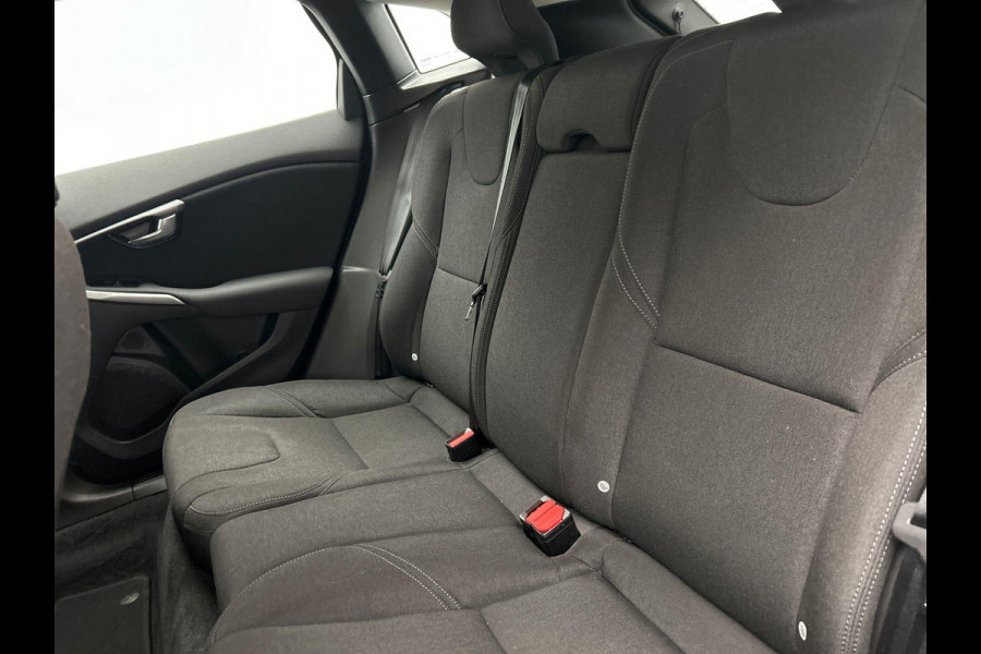 Volvo V40 2.0 T2 Kinetic Climate/control Cruise/control