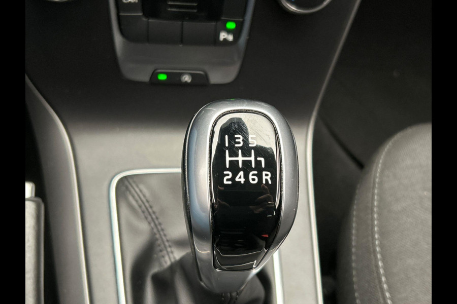 Volvo V40 2.0 T2 Kinetic Climate/control Cruise/control