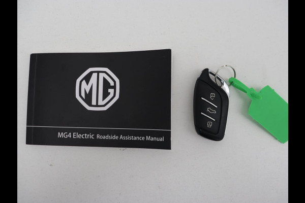 MG 4 Electric Comfort 64 kWh | 360 Camera | Adaptive cruise | Half leder | Carplay | Full LED | Keyless | Parkeerhulp | Navigatie MG 4 Electric Comfort 64 kWh | 360 Camera | Adaptive cruise | Half leder | Carplay | Full LED | Keyless | Parkeerhulp | Navigatie