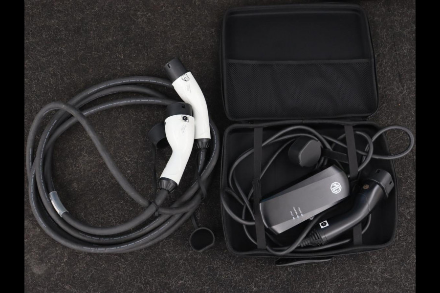 MG 4 Electric Comfort 64 kWh | 360 Camera | Adaptive cruise | Half leder | Carplay | Full LED | Keyless | Parkeerhulp | Navigatie MG 4 Electric Comfort 64 kWh | 360 Camera | Adaptive cruise | Half leder | Carplay | Full LED | Keyless | Parkeerhulp | Navigatie