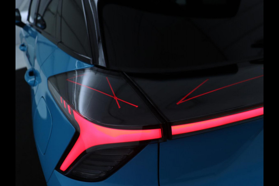 MG 4 Electric Comfort 64 kWh | 360 Camera | Adaptive cruise | Half leder | Carplay | Full LED | Keyless | Parkeerhulp | Navigatie MG 4 Electric Comfort 64 kWh | 360 Camera | Adaptive cruise | Half leder | Carplay | Full LED | Keyless | Parkeerhulp | Navigatie