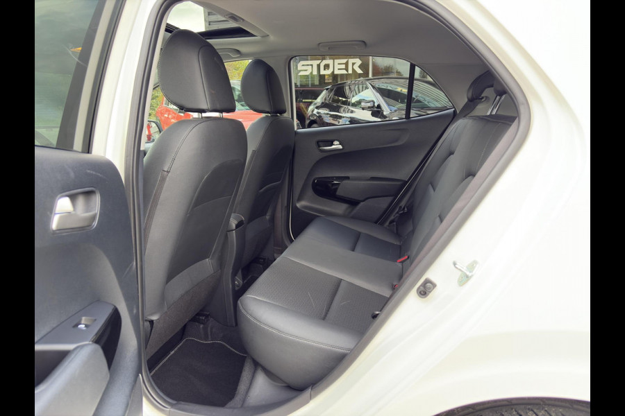 Kia Picanto 1.0 DPI GT-Line Open Dak | BSD | Key-Less | Draadloos Opladen | Climate | Stoelverwarming | Kia Picanto 1.0 DPI GT-Line Open Dak | BSD | Key-Less | Draadloos Opladen | Climate | Stoelverwarming |
