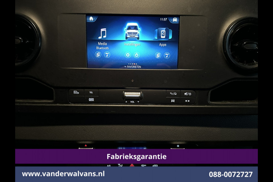 Mercedes-Benz Sprinter 315 CDI 150pk L3H2 Fabrieksgarantie Euro6 Airco | Camera | Apple Carplay | Android Auto Parkeersensoren, Bijrijdersbank