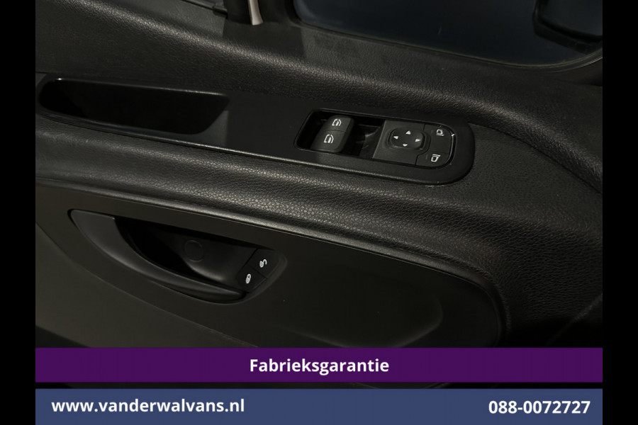 Mercedes-Benz Sprinter 315 CDI 150pk L3H2 Fabrieksgarantie Euro6 Airco | Camera | Apple Carplay | Android Auto Parkeersensoren, Bijrijdersbank
