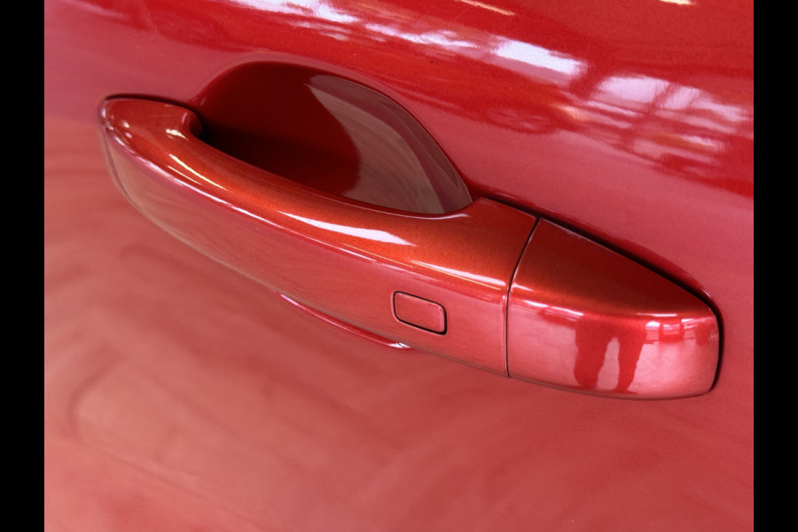 Renault Captur 1.3 TCe 130 Intens | Navi | ACC | Blindspot | Camera |17" | PDC V+A | 100% Onderhouden! Renault Captur 1.3 TCe 130 Intens | Navi | ACC | Blindspot | Camera |17" | PDC V+A | 100% Onderhouden!