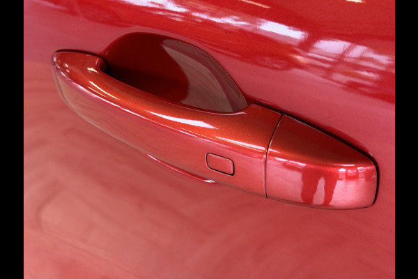 Renault Captur 1.3 TCe 130 Intens | Navi | ACC | Blindspot | Camera |17" | PDC V+A | 100% Onderhouden! Renault Captur 1.3 TCe 130 Intens | Navi | ACC | Blindspot | Camera |17" | PDC V+A | 100% Onderhouden!