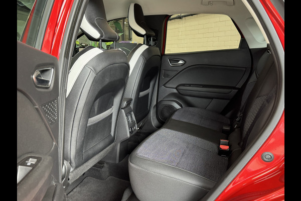 Renault Captur 1.3 TCe 130 Intens | Navi | ACC | Blindspot | Camera |17" | PDC V+A | 100% Onderhouden! Renault Captur 1.3 TCe 130 Intens | Navi | ACC | Blindspot | Camera |17" | PDC V+A | 100% Onderhouden!