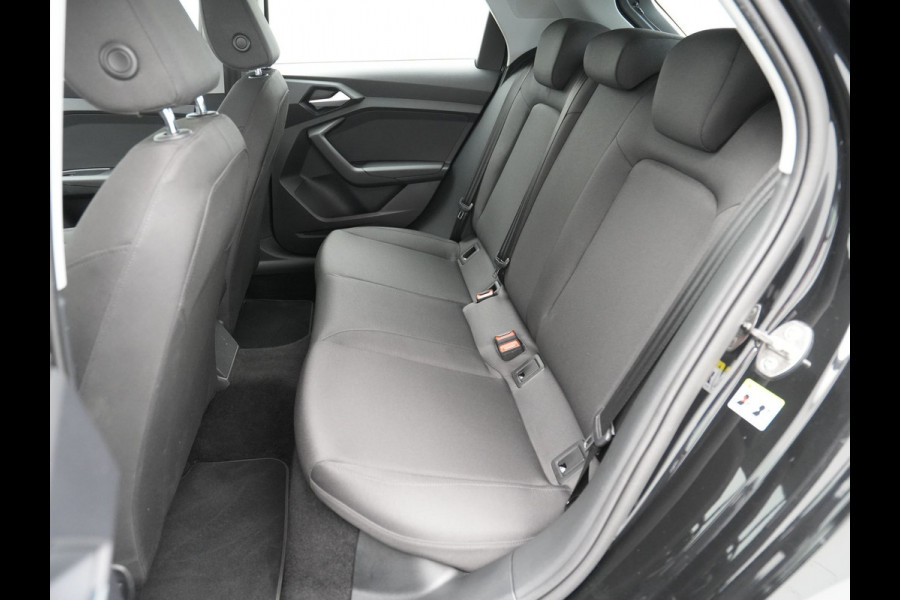 Audi A1 Sportback 25 TFSI 95pk S-tronic Navigatie Pdc Clima Led Carplay 329