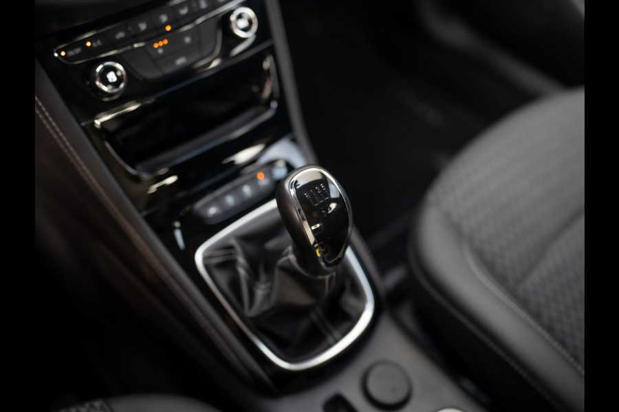 Opel Astra 1.4T 150Pk Innovation | Keyless | Trekhaak afnb. | Apple Carplay | Navi | Prijs Rijklaar!! Opel Astra 1.4T 150Pk Innovation | Keyless | Trekhaak afnb. | Apple Carplay | Navi | Prijs Rijklaar!!