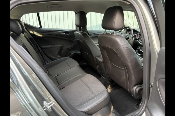 Opel Astra 1.4T 150Pk Innovation | Keyless | Trekhaak afnb. | Apple Carplay | Navi | Prijs Rijklaar!! Opel Astra 1.4T 150Pk Innovation | Keyless | Trekhaak afnb. | Apple Carplay | Navi | Prijs Rijklaar!!