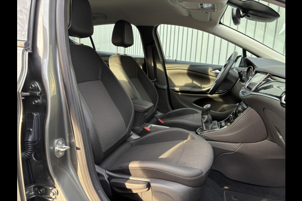 Opel Astra 1.4T 150Pk Innovation | Keyless | Trekhaak afnb. | Apple Carplay | Navi | Prijs Rijklaar!! Opel Astra 1.4T 150Pk Innovation | Keyless | Trekhaak afnb. | Apple Carplay | Navi | Prijs Rijklaar!!