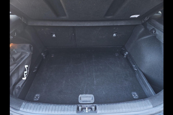 Kia Ceed 1.5 T-GDi DynamicPlusLine | Automaat | Stoel- en Stuurverwarming | Navi | Clima | Carplay/Android auto | Lichtmetalen velgen | LED | Kia Ceed 1.5 T-GDi DynamicPlusLine | Automaat | Stoel- en Stuurverwarming | Navi | Clima | Carplay/Android auto | Lichtmetalen velgen | LED |