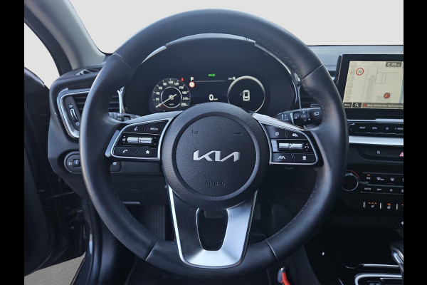 Kia Ceed 1.5 T-GDi DynamicPlusLine | Automaat | Stoel- en Stuurverwarming | Navi | Clima | Carplay/Android auto | Lichtmetalen velgen | LED | Kia Ceed 1.5 T-GDi DynamicPlusLine | Automaat | Stoel- en Stuurverwarming | Navi | Clima | Carplay/Android auto | Lichtmetalen velgen | LED |