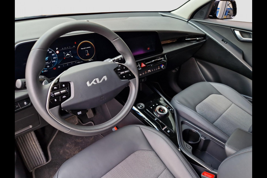 Kia Niro EV DynamicLine 64.8 kWh | Prijs incl. vooraftrek 2000.- inruilpremie| Key-Less | Navi | Camera | Cruise | LMV | H-Leder | Kia Niro EV DynamicLine 64.8 kWh | Prijs incl. vooraftrek 2000.- inruilpremie| Key-Less | Navi | Camera | Cruise | LMV | H-Leder |