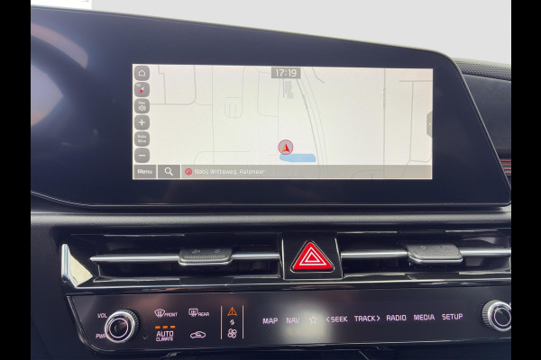 Kia Niro 1.6 GDi Hybrid DynamicLine Automaat | Navigatie | Camera | Parkeersensoren | Climate | Apple Carplay / Android Auto | Kia Niro 1.6 GDi Hybrid DynamicLine Automaat | Navigatie | Camera | Parkeersensoren | Climate | Apple Carplay / Android Auto |