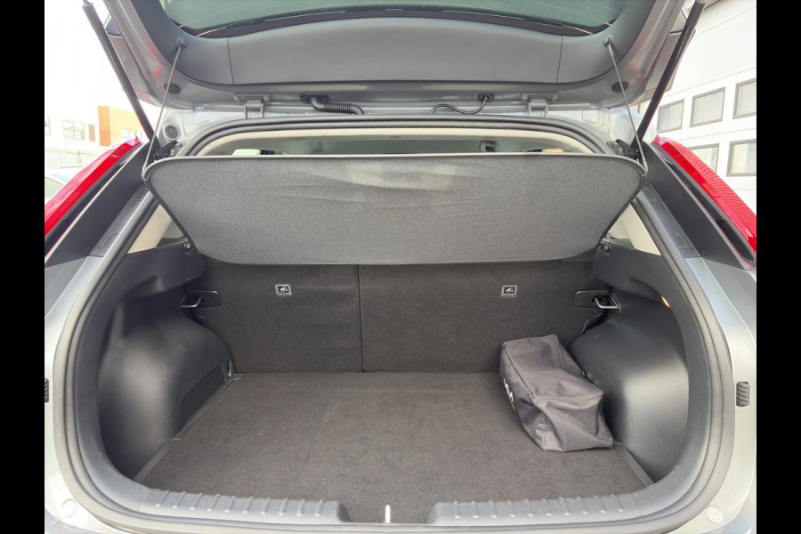 Kia Niro 1.6 GDi Hybrid DynamicLine Automaat | Navigatie | Camera | Parkeersensoren | Climate | Apple Carplay / Android Auto | Kia Niro 1.6 GDi Hybrid DynamicLine Automaat | Navigatie | Camera | Parkeersensoren | Climate | Apple Carplay / Android Auto |