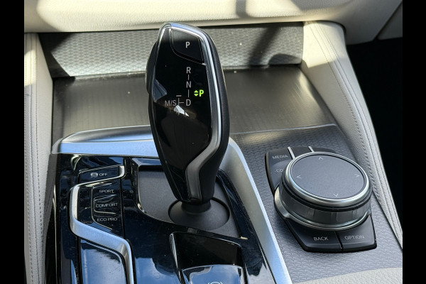BMW 5 Serie 530i M-Sport Laser|Memory|Adap Cruise|Harman Kardon|Leder BMW 5 Serie 530i M-Sport Laser|Memory|Adap Cruise|Harman Kardon|Leder