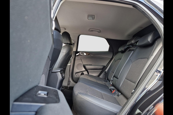 Kia Xceed 1.0 T-GDi DynamicPlusLine Stoel & Stuurverwarming | Navi | Camera | Cruise | H-Leder | Dodehoek | Kia Xceed 1.0 T-GDi DynamicPlusLine Stoel & Stuurverwarming | Navi | Camera | Cruise | H-Leder | Dodehoek |