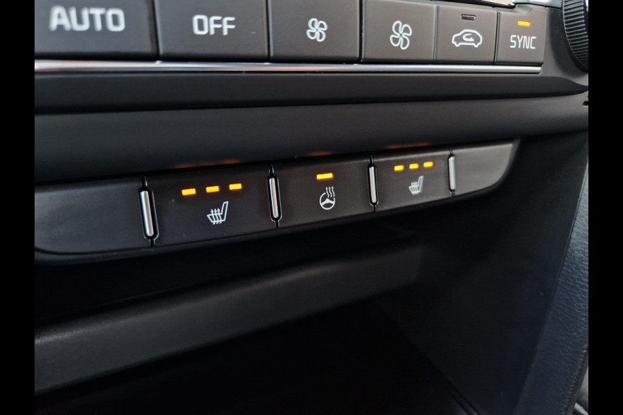 Kia ProCeed 1.0 T-GDI GT-Line | Panoramadak | Leder/Alcantara | Achteruitrijcamera | 17” Velgen | Stuur-/Stoelverwarming | Apple CarPlay/Android Auto | Clima | Key-Less sleutel | Cruise control | LED Kia ProCeed 1.0 T-GDI GT-Line | Panoramadak | Leder/Alcantara | Achteruitrijcamera | 17” Velgen | Stuur-/Stoelverwarming | Apple CarPlay/Android Auto | Clima | Key-Less sleutel | Cruise control | LED