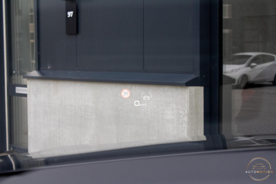 Audi Q8 60 TFSI e quattro Competition SQ8  PANO  CAM  ACC  LANE ASS  TREKHAAK LUCHTVERING Audi Q8 60 TFSI e quattro Competition SQ8  PANO  CAM  ACC  LANE ASS  TREKHAAK LUCHTVERING